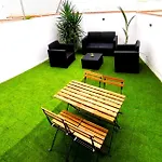 Modern Apartment With Terrace Near The Center